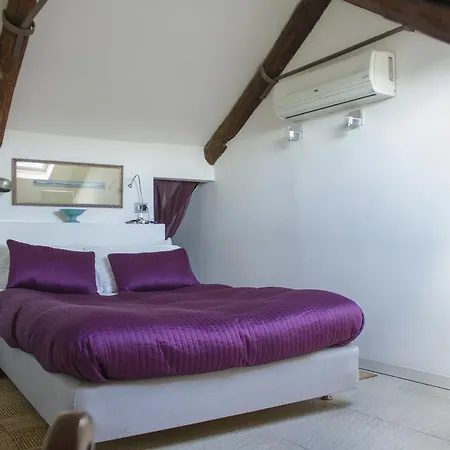 San Gregorio Flat Naples